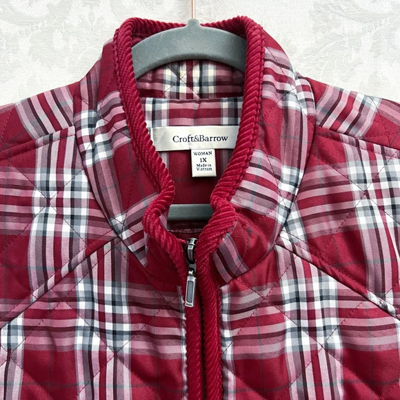 Croft & Barrow Women’s Red Plaid Lightly Quilted Full Zip Vest Plus Size 1X GUC - Picture 2 of 7